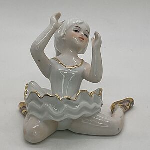 Vintage Monty Pierro Elegant Porcelain Ballerina Figurine